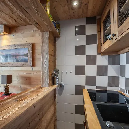 Superbe 2 P Et , Plein Sud, 8 Couchages Style Apartment Val Thorens