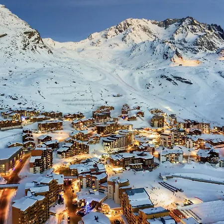Superbe 2 P Et , Plein Sud, 8 Couchages Style Val Thorens